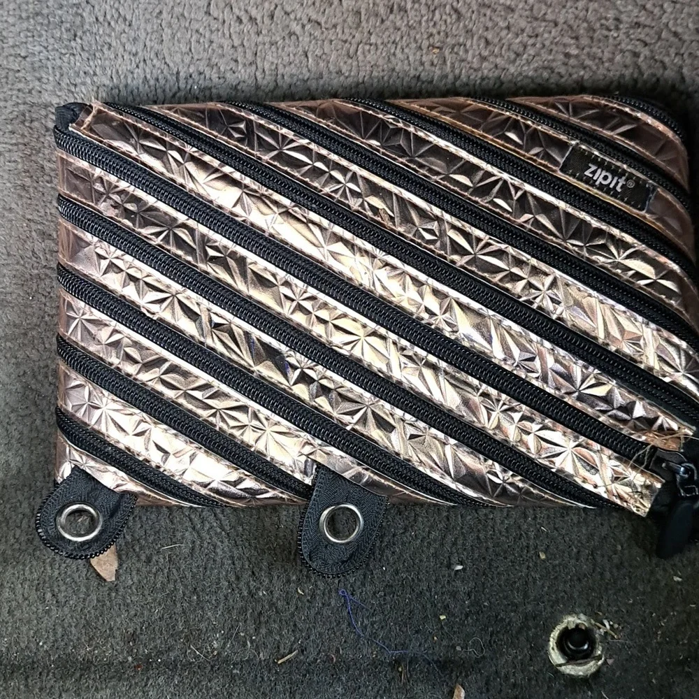 Zipit Metallic 3 RING POUCH BAG